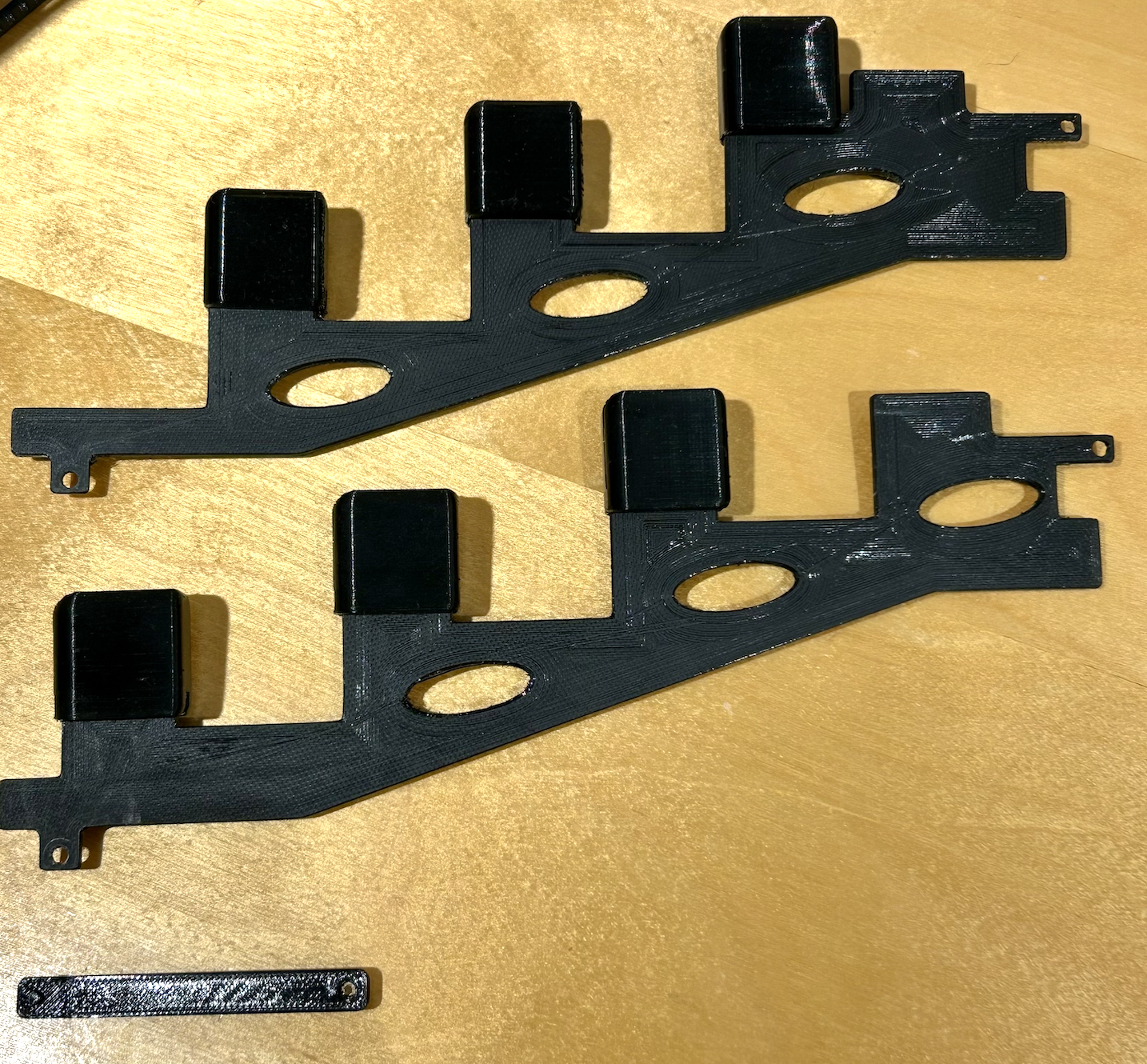 Screenshots of Designed and 3D printed a Janko Piano 3